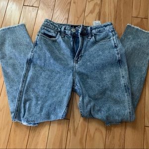 hollister mom jeans